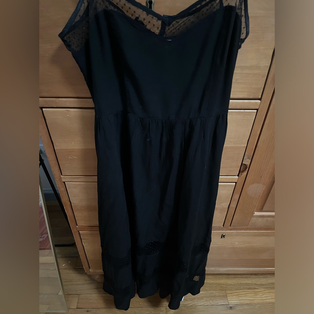 Inmod lace black dress